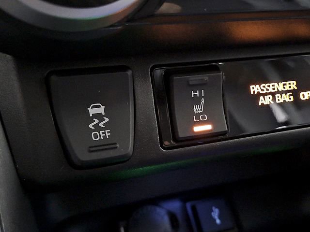 Used 2022 Toyota RAV4 XSE AWD/4WD image 26