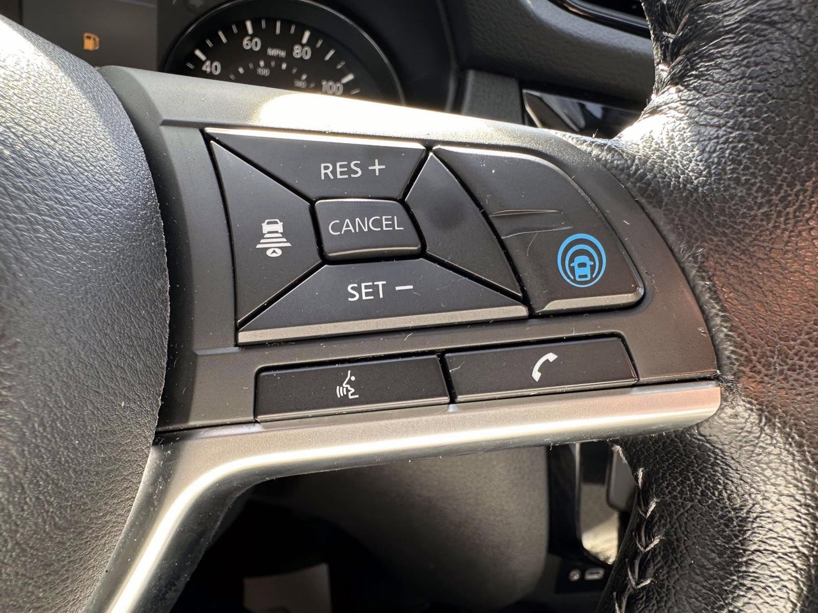Used 2020 Nissan Rogue SV w/ Premium Package AWD/4WD image 19