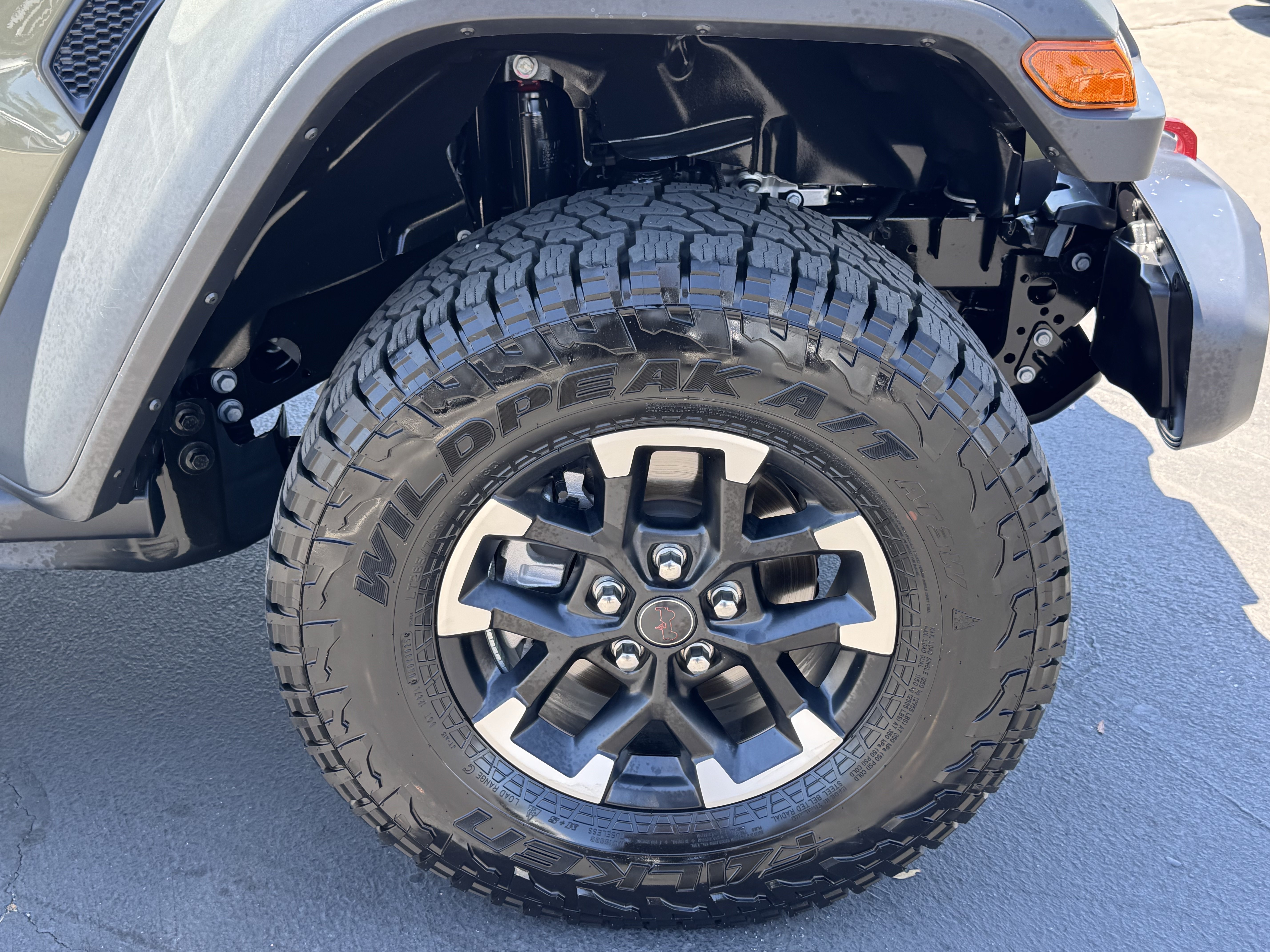 Used 2026 Jeep Gladiator Rubicon AWD/4WD image 11