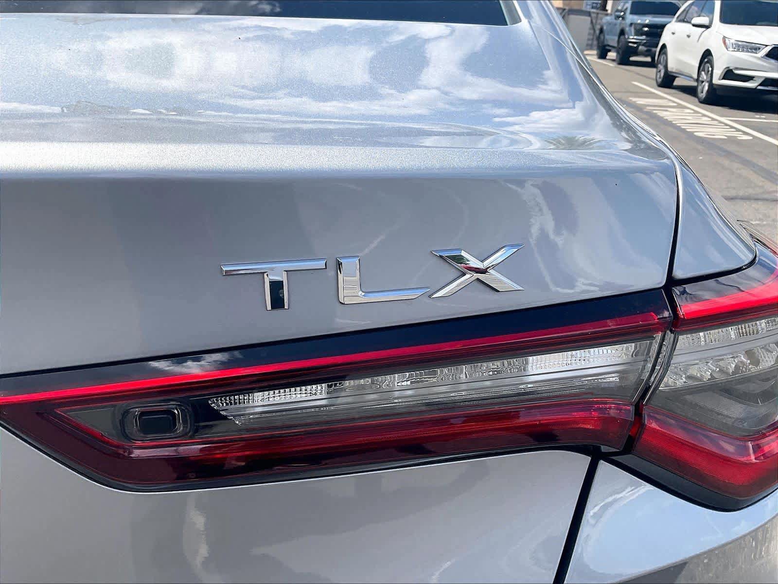 Used 2023 Acura TLX w/ Technology Package FWD image 10