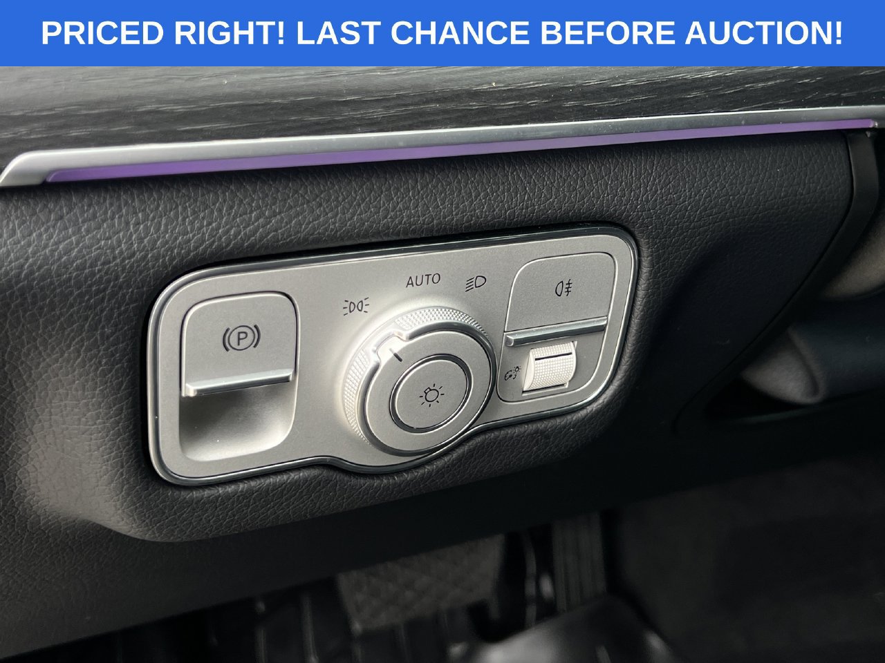 Used 2025 Mercedes-Benz GLE 450 4MATIC w/ AMG Line Exterior image 17
