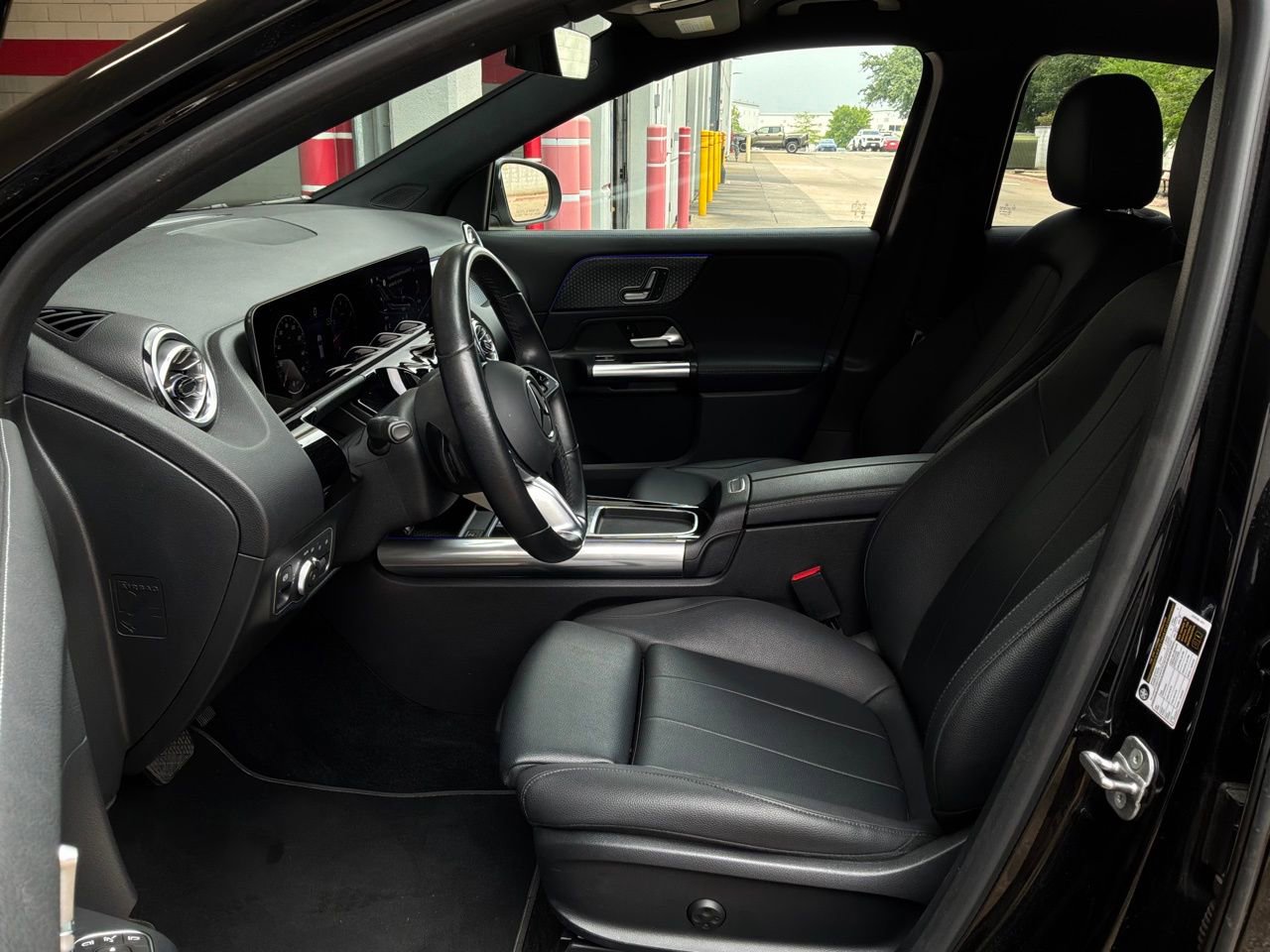 Used 2025 Mercedes-Benz GLA 250 image 10