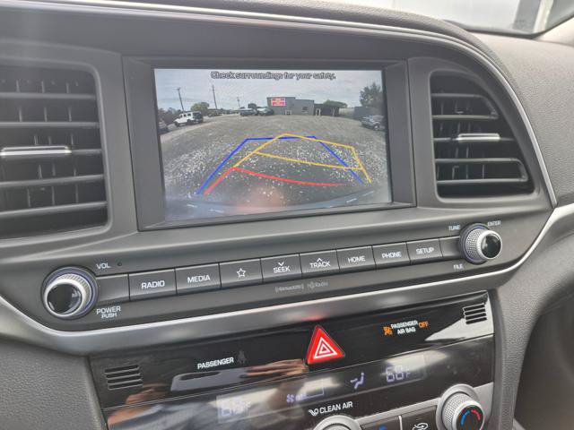 Used 2020 Hyundai Elantra SEL w/ Cargo Package (C1) FWD image 12