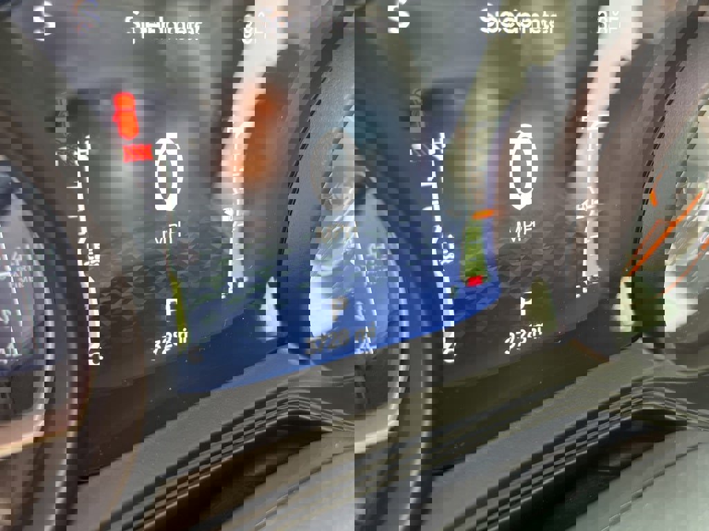 Used 2025 Jeep Wrangler Unlimited Rubicon image 31