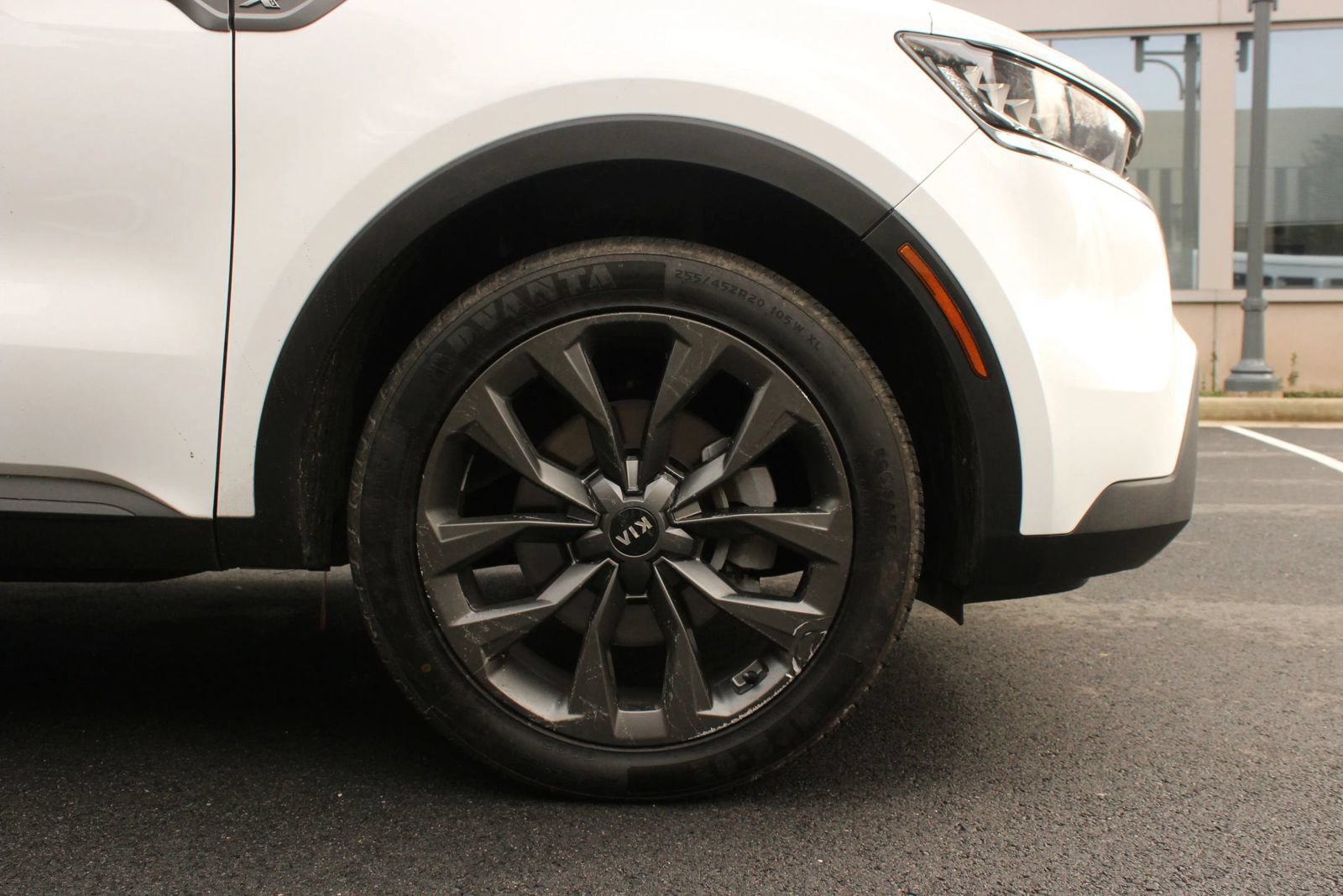 Used 2021 Kia Sorento EX w/ EX AWD X-Line Package image 4