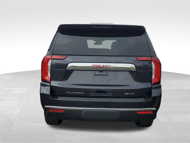Used 2023 GMC Yukon SLT w/ SLT Luxury Package image 4