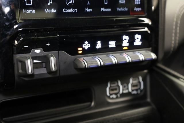 Used 2022 RAM 1500 Limited w/ Body Color Bumper Group image 24