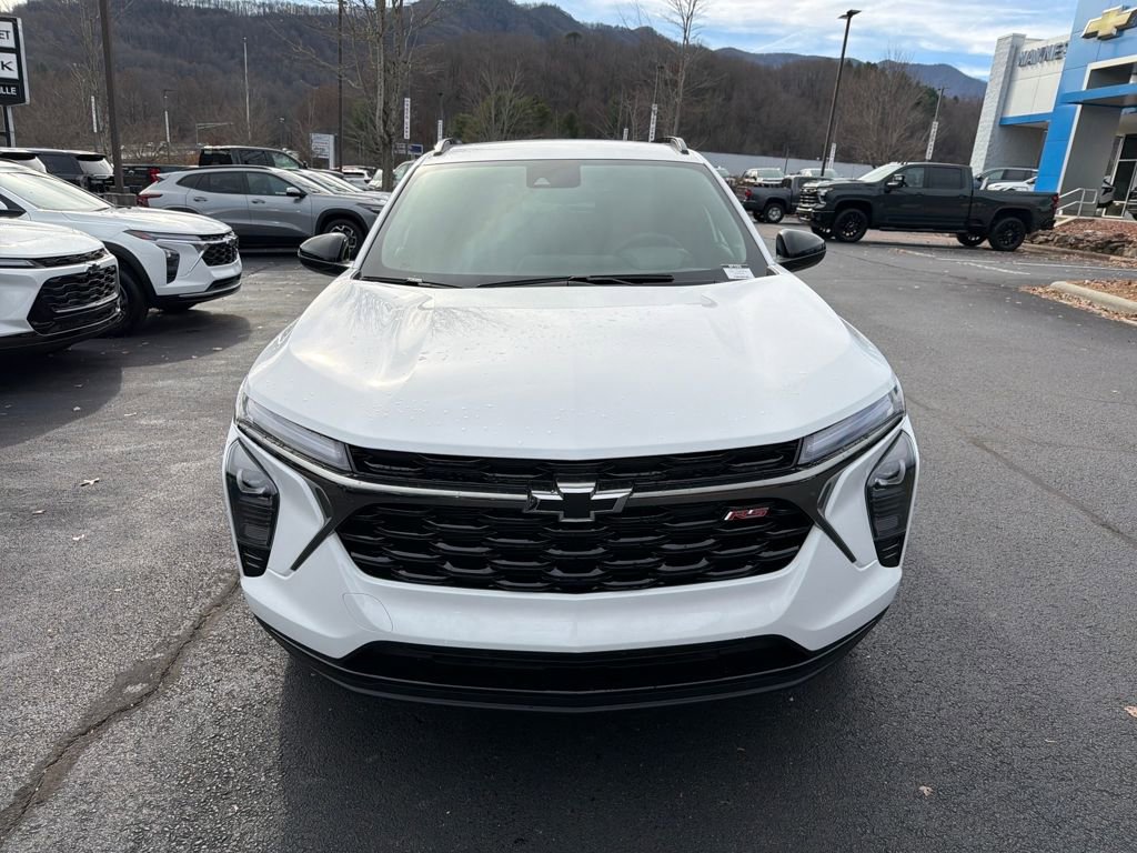 New 2025 Chevrolet Trax RS w/ Driver Confidence Package image 8