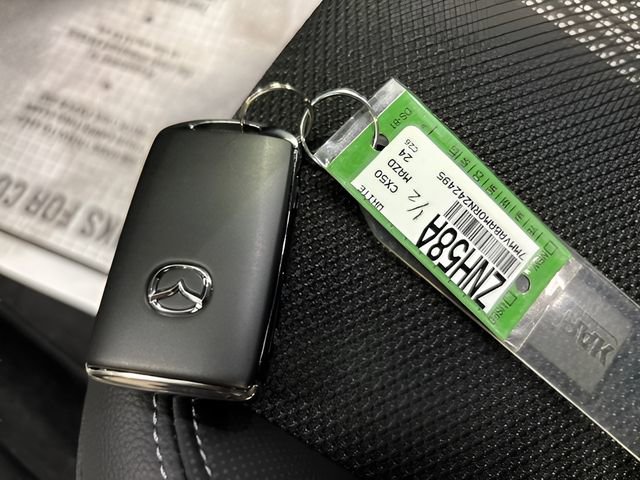 Used 2024 MAZDA CX-50 AWD 2.5 S w/ Cargo Package image 27