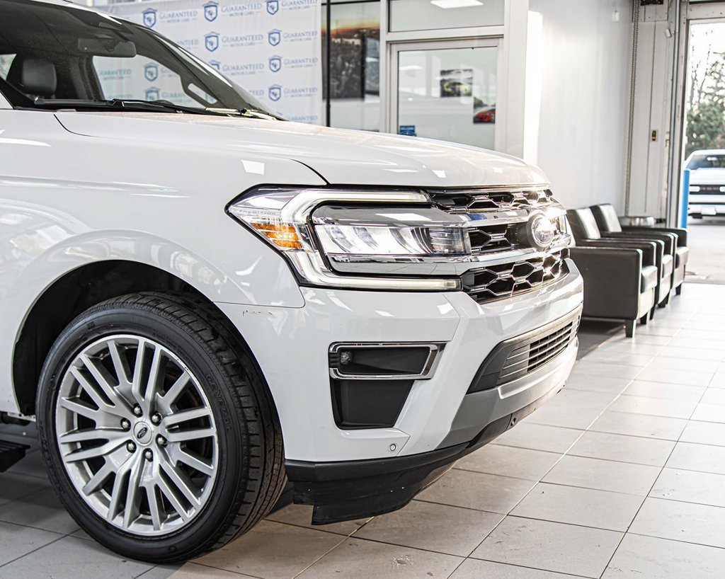 Used 2024 Ford Expedition Limited AWD/4WD image 4