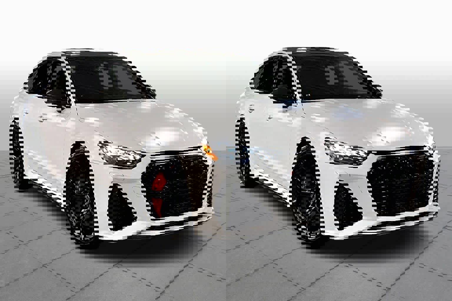 Used 2025 Audi RS 7 Performance w/ Matte Carbon Package image 3