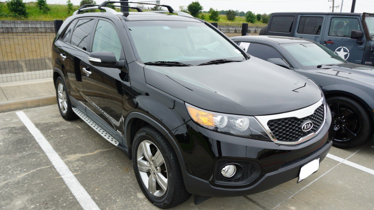 Used 2012 Kia Sorento EX w/ EX V6 Premium Pkg AWD/4WD image 4