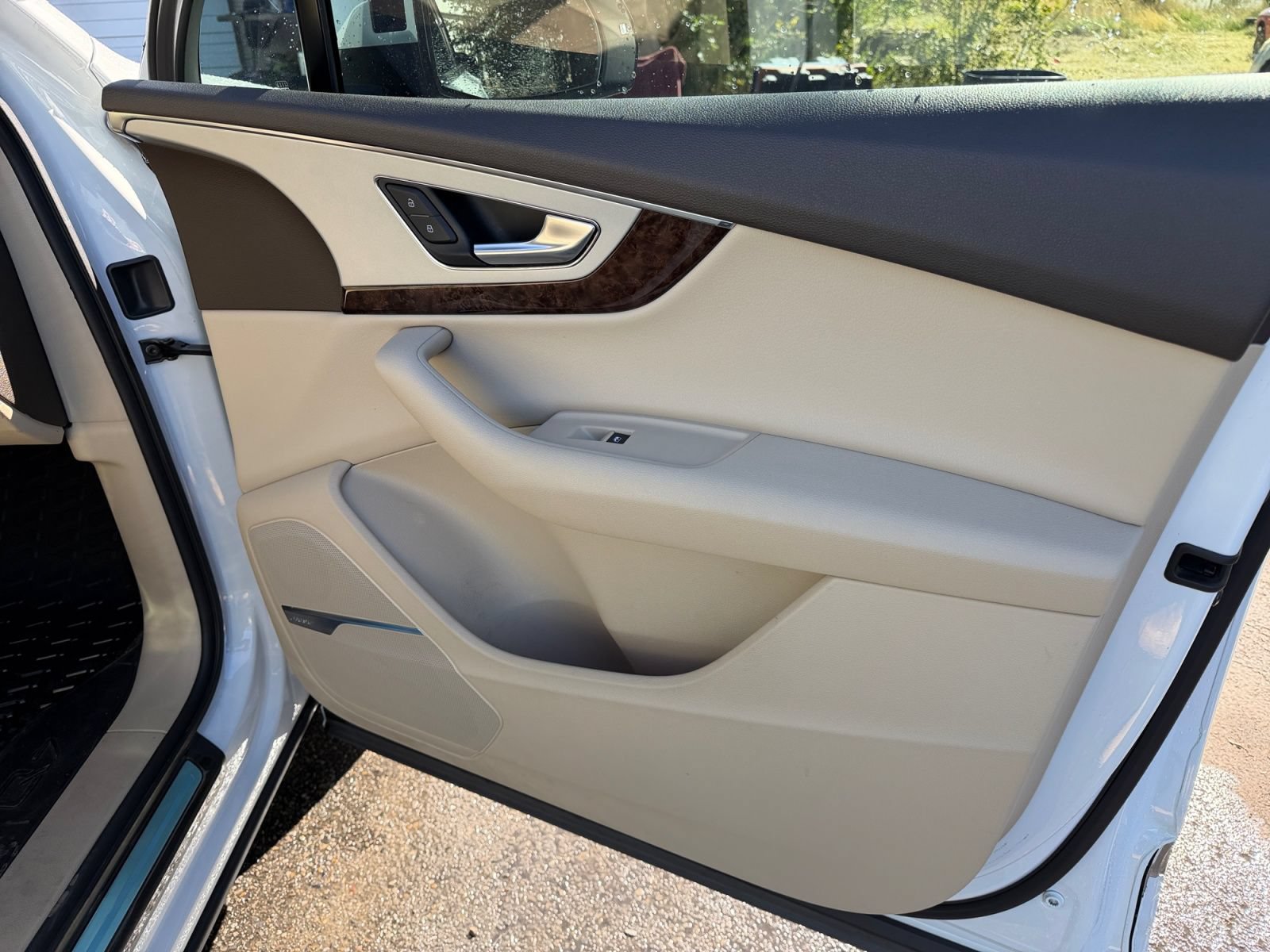 Used 2019 Audi Q7 2.0T Premium Plus w/ Premium Plus Package AWD/4WD image 17