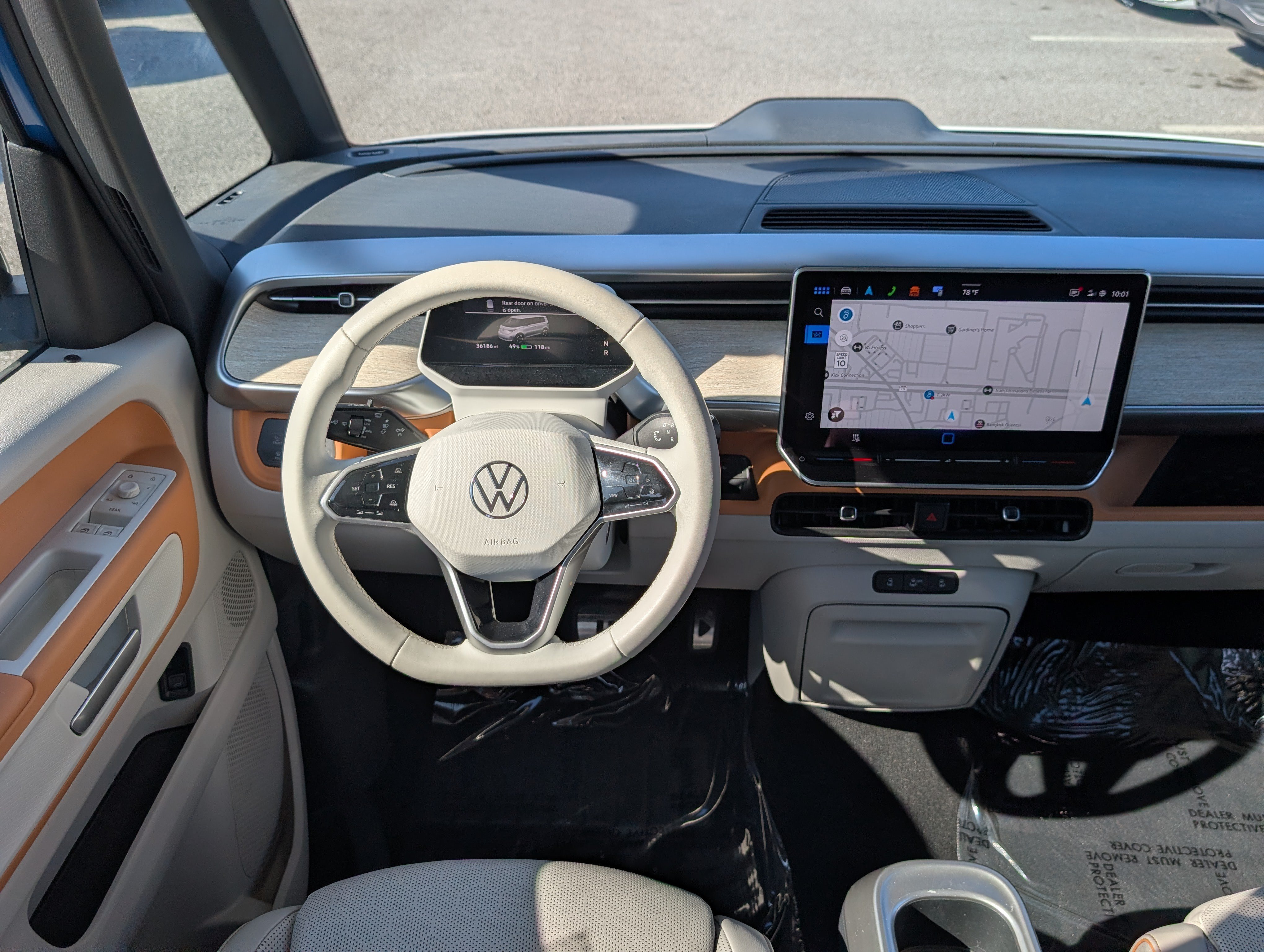 Used 2025 Volkswagen ID. Buzz 1st Edition AWD/4WD image 19