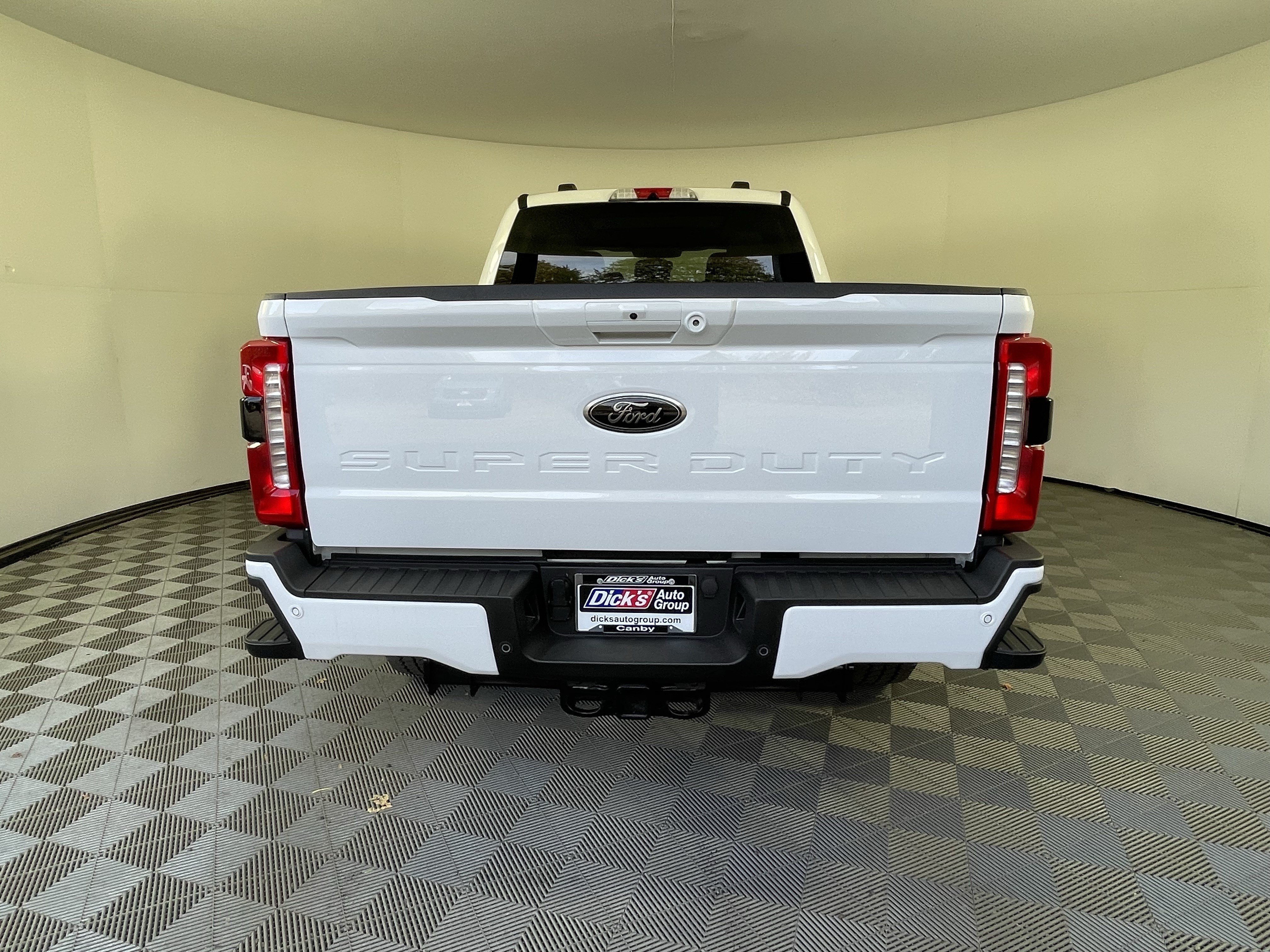 New 2026 Ford F250 XLT w/ XLT Premium Package AWD/4WD image 4