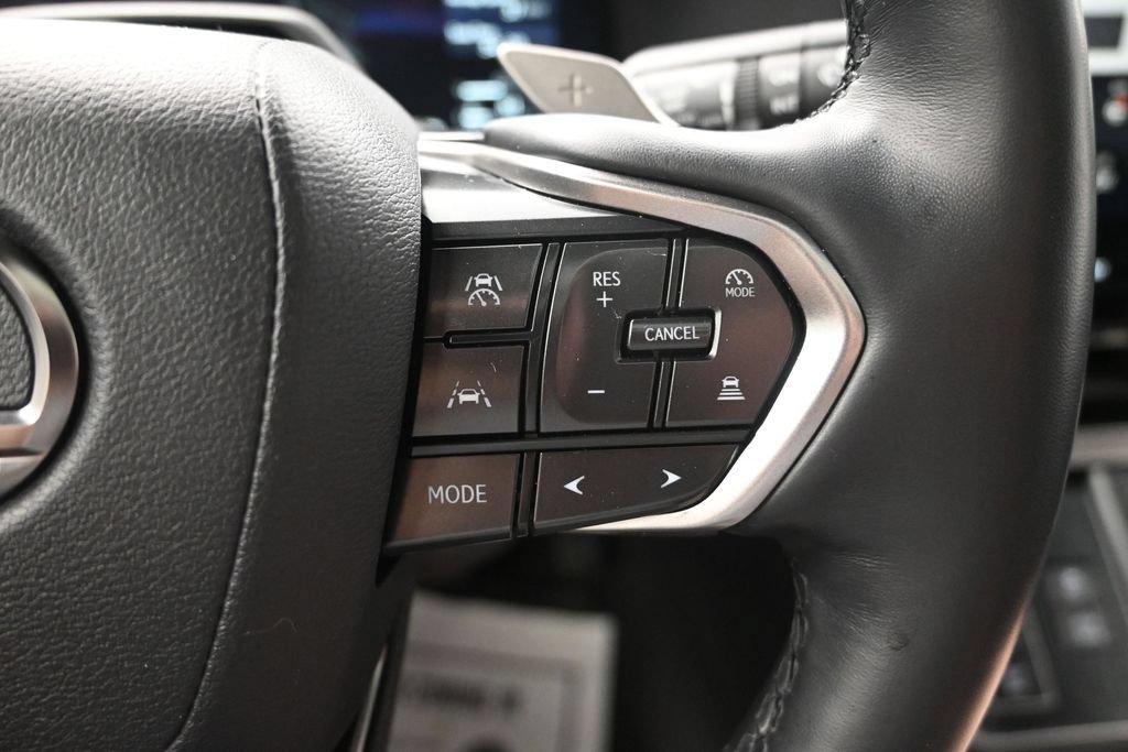 Used 2024 Lexus GX 550 w/ Accessory Package (31) AWD/4WD image 27