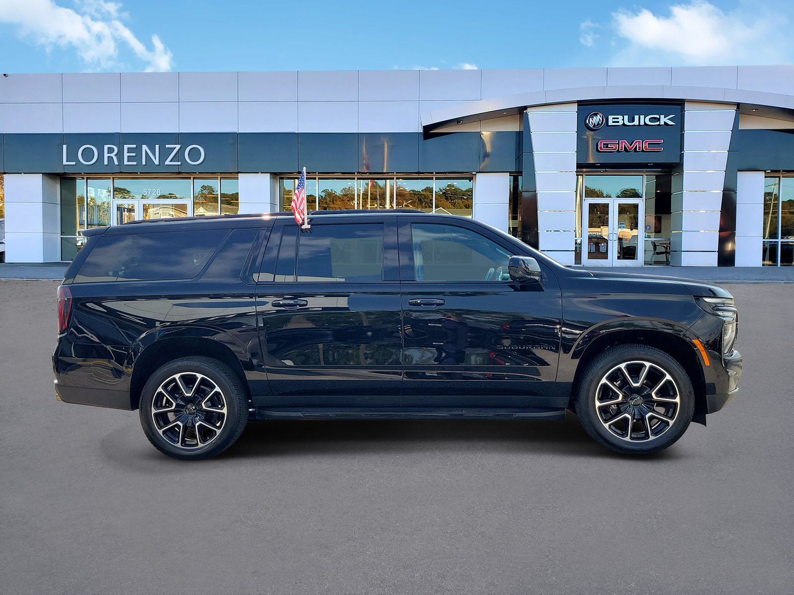 Used 2026 Chevrolet Suburban RST w/ Sun And Tow Package AWD/4WD image 4