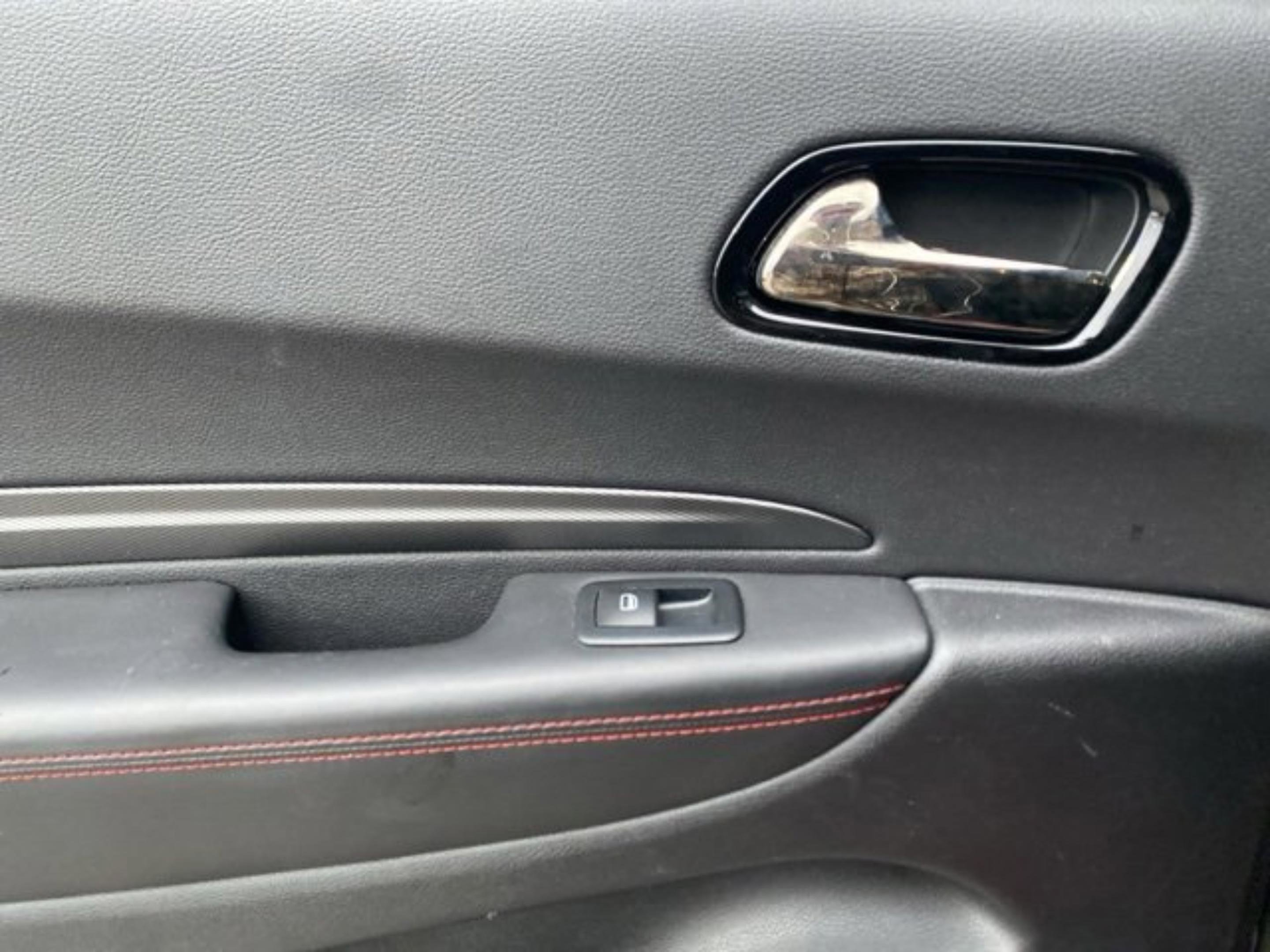 Used 2024 Dodge Durango GT image 27