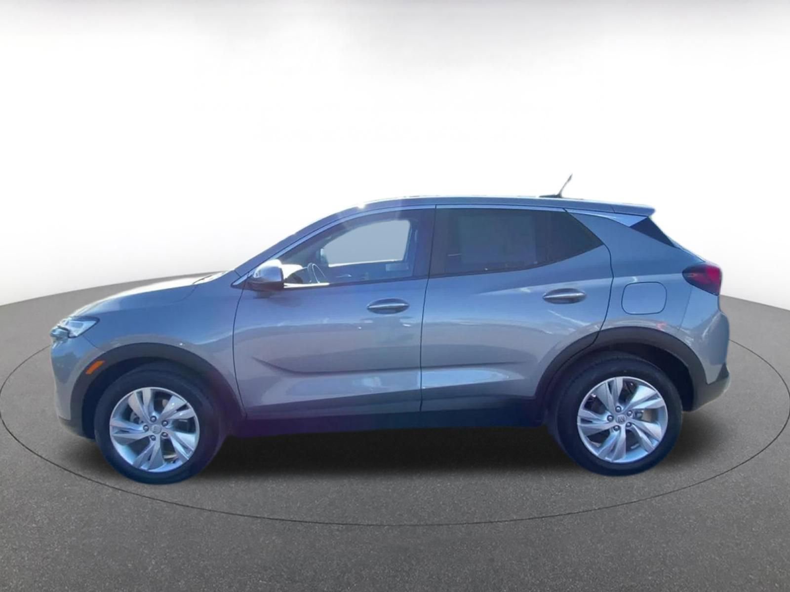 Used 2025 Buick Encore GX Preferred FWD image 9