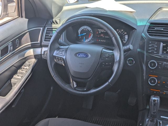 Used 2016 Ford Explorer XLT FWD image 16
