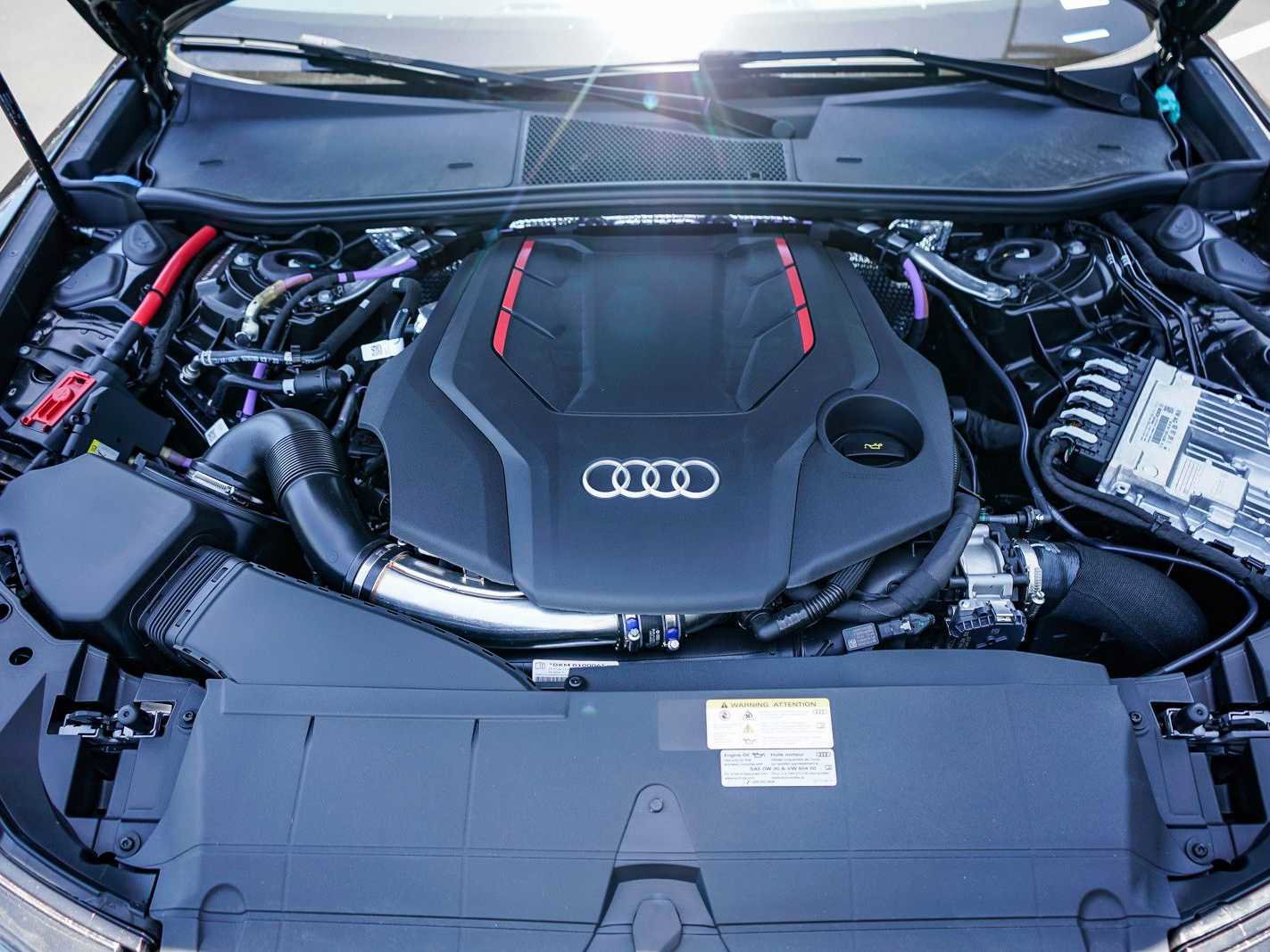 New 2025 Audi S6 Premium Plus AWD/4WD image 28