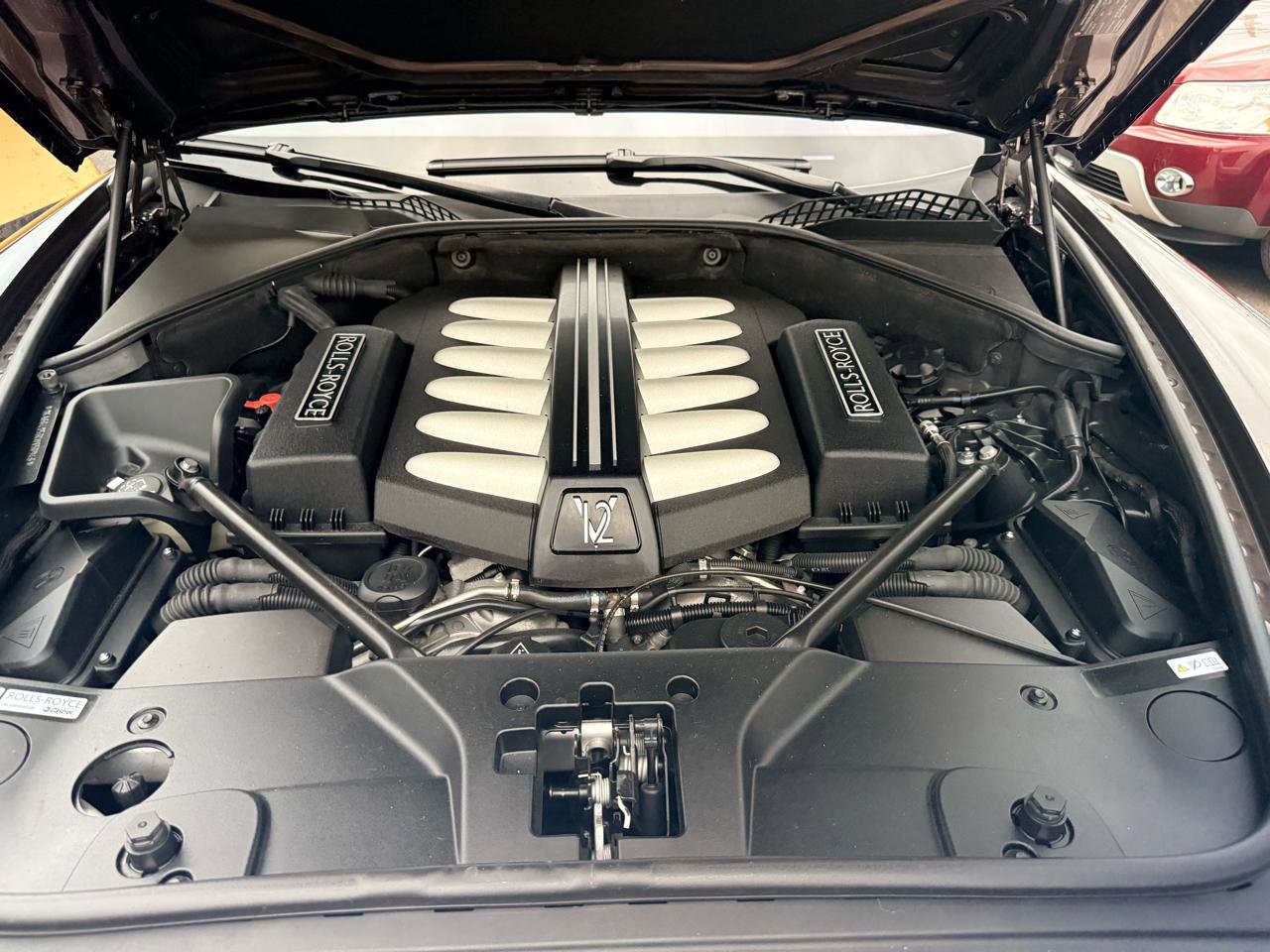 Used 2012 Rolls-Royce Ghost RWD image 42