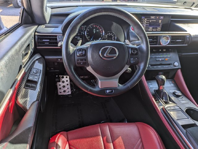 Used 2015 Lexus RC F w/ Performance Package RWD image 14