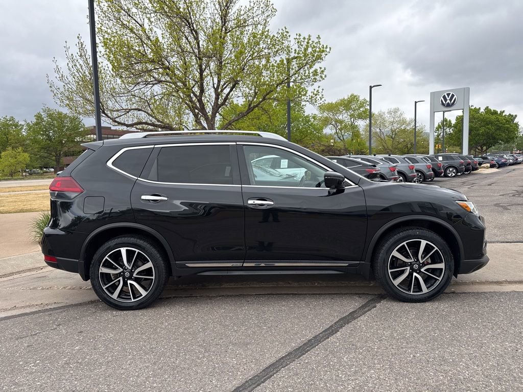Used 2019 Nissan Rogue SL w/ Premium Package AWD/4WD image 6