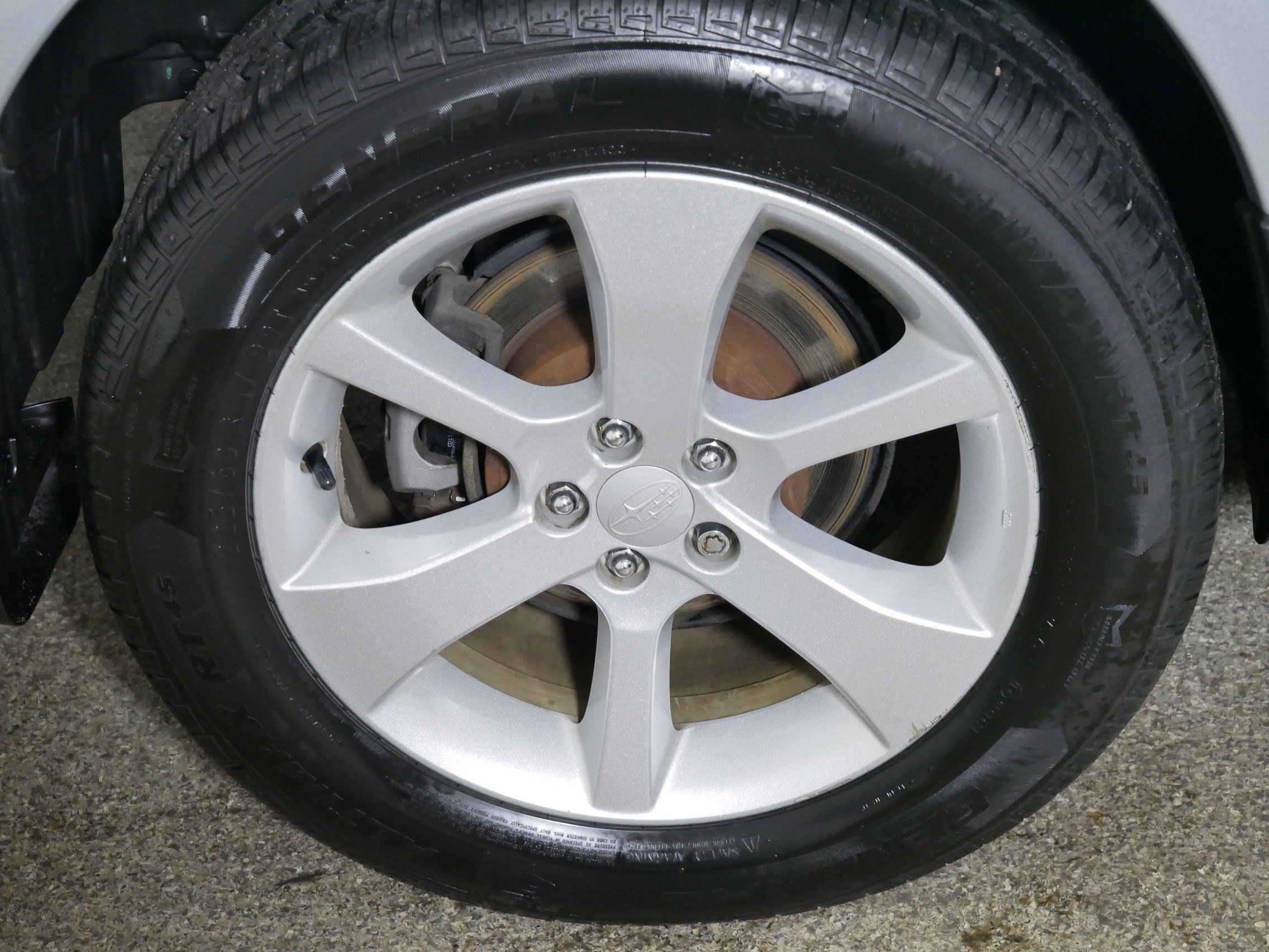 Used 2013 Subaru Outback 2.5i Premium AWD/4WD image 15