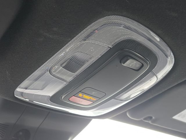 Certified 2025 Hyundai Elantra SEL FWD image 33