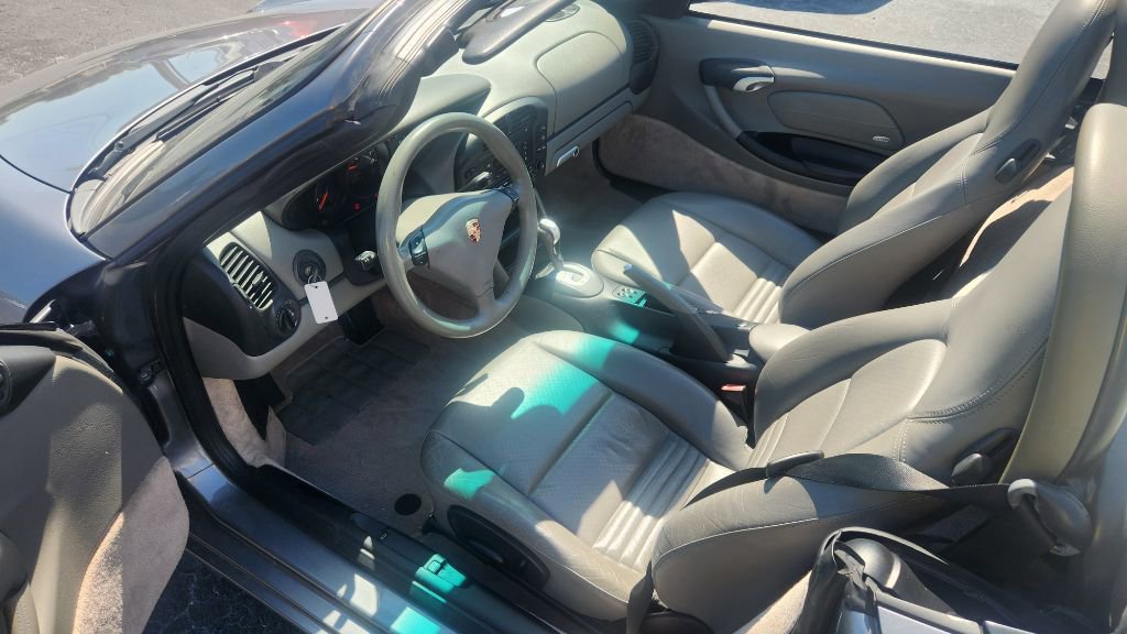 Used 2003 Porsche Boxster RWD image 13