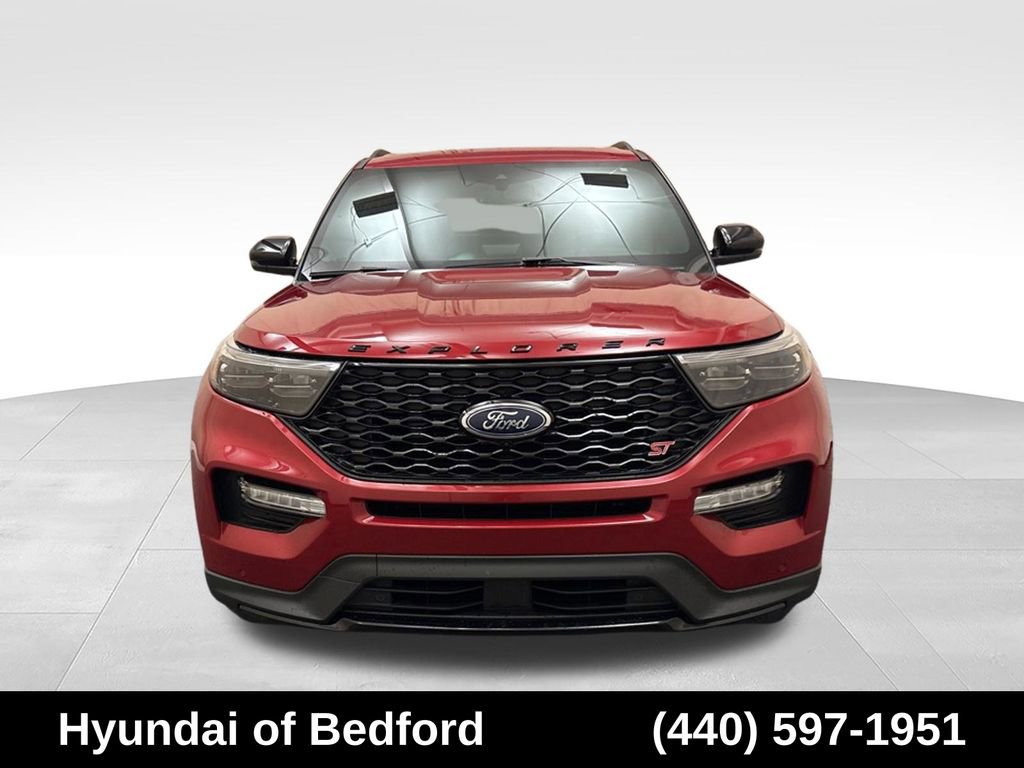 Used 2022 Ford Explorer ST w/ Equipment Group 401A AWD/4WD image 2