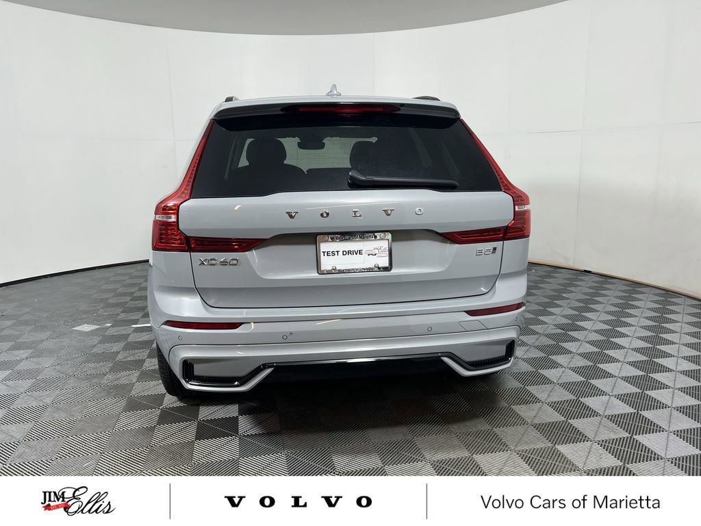 New 2025 Volvo XC60 B5 Core w/ Climate Package image 7