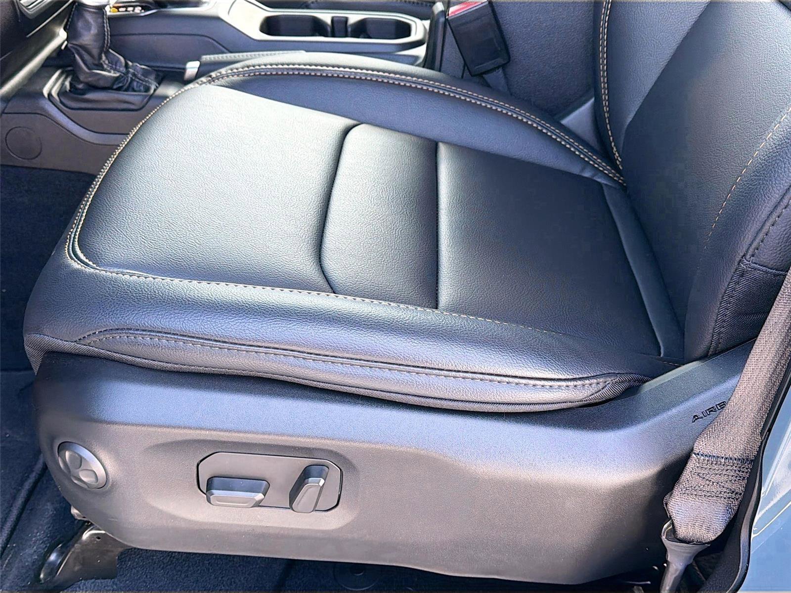 New 2026 Jeep Wrangler Sahara w/ Safety Group image 18