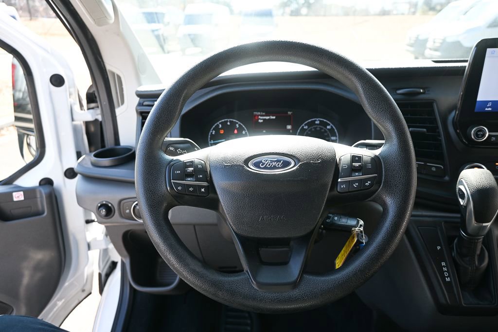 Used 2020 Ford Transit 150 XL image 2