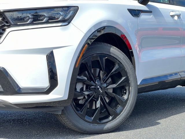 Certified 2022 Kia Sorento SX image 2