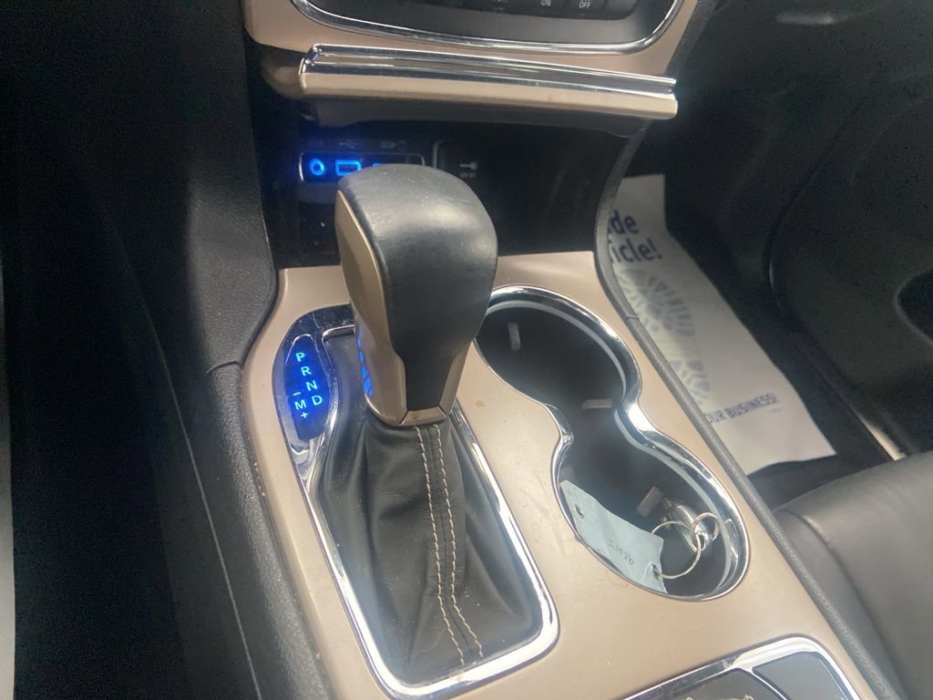 Used 2017 Jeep Grand Cherokee Limited image 31