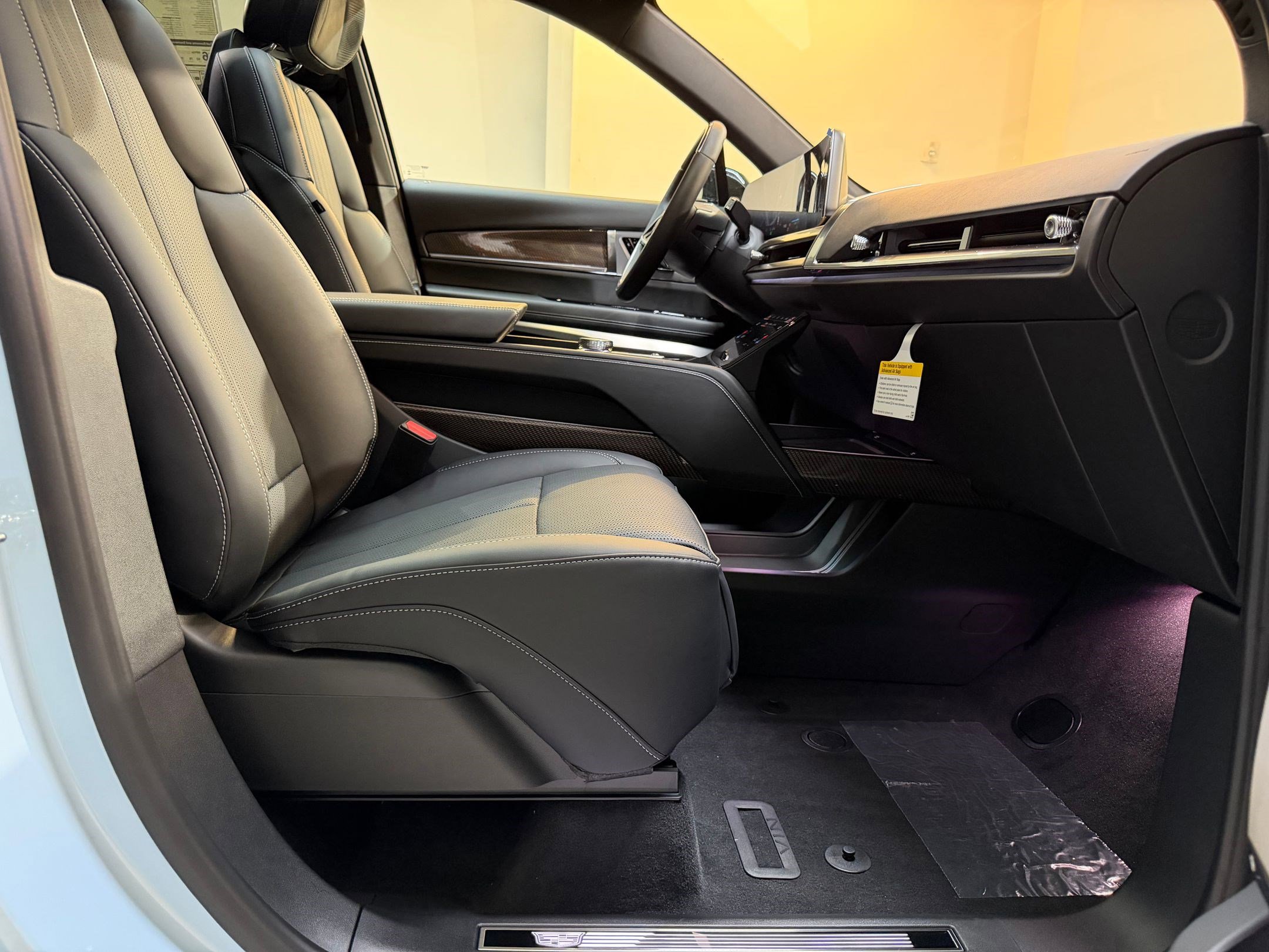 New 2026 Cadillac Vistiq Sport image 54