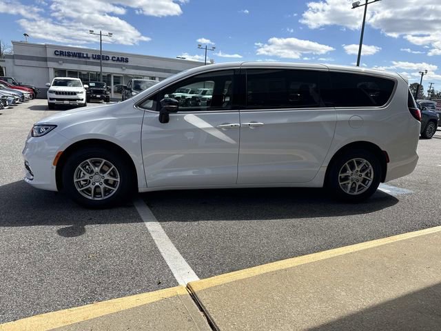 New 2026 Chrysler Pacifica Select FWD image 27