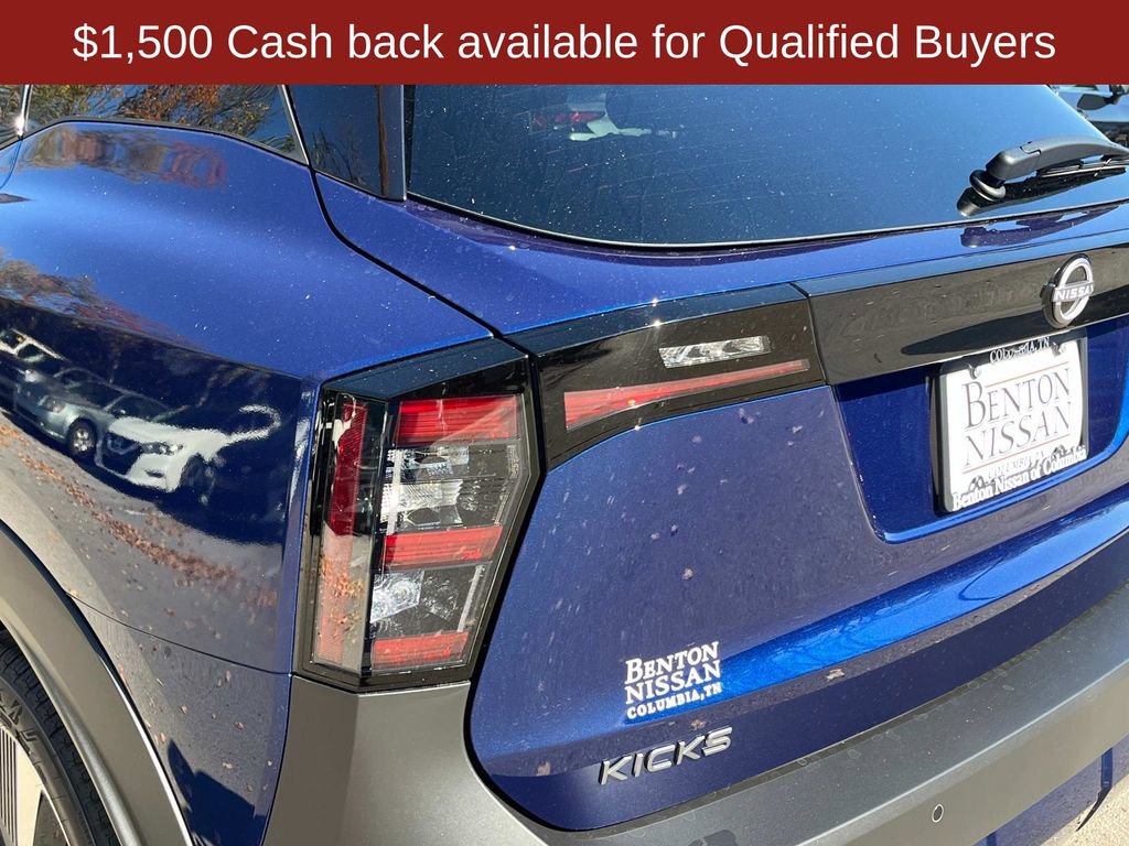 New 2026 Nissan Kicks SR image 14