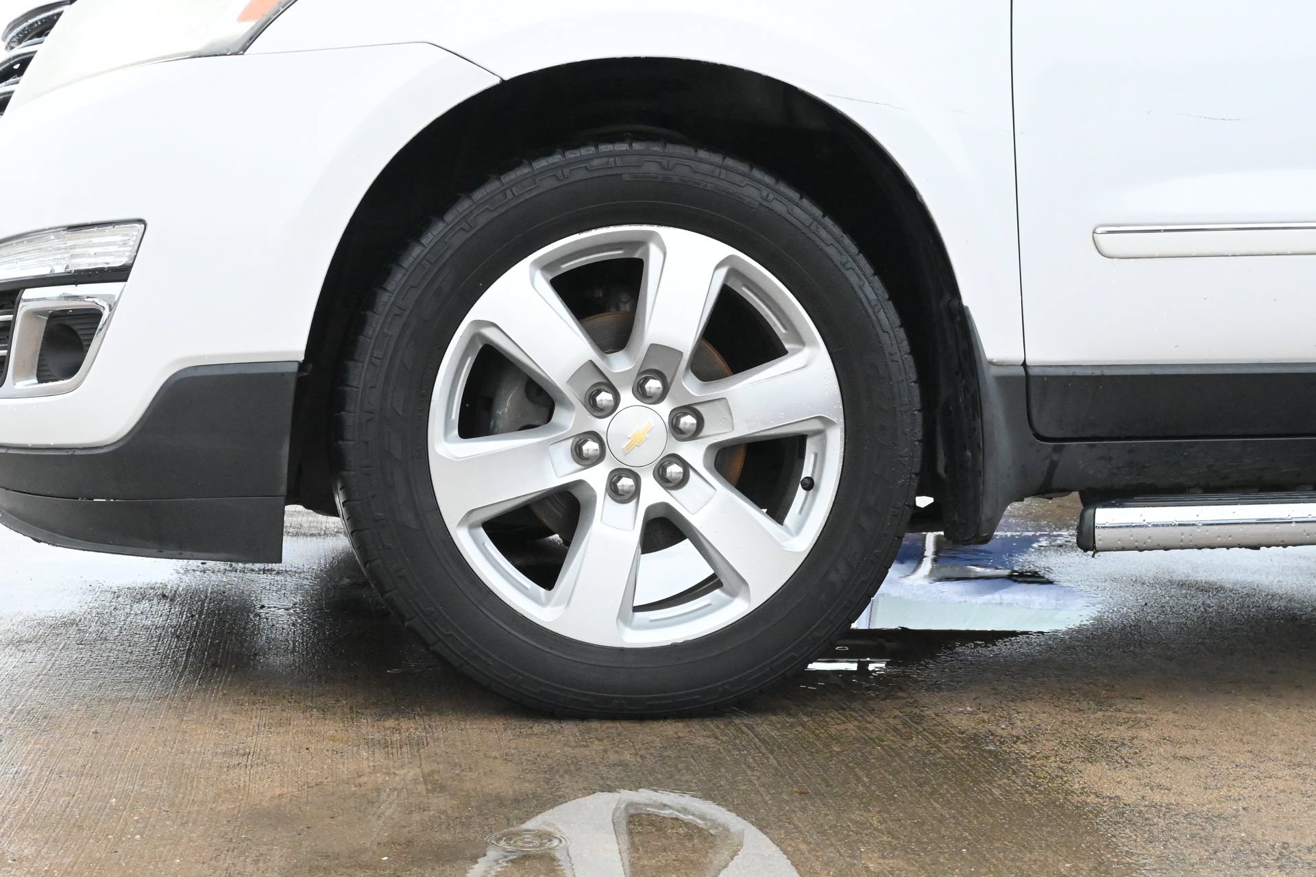 Used 2016 Chevrolet Traverse LTZ w/ LPO, 'HIT The Road' Package FWD image 28