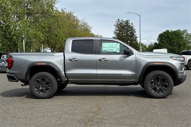 New 2025 GMC Canyon Elevation w/ Convenience Package image 3