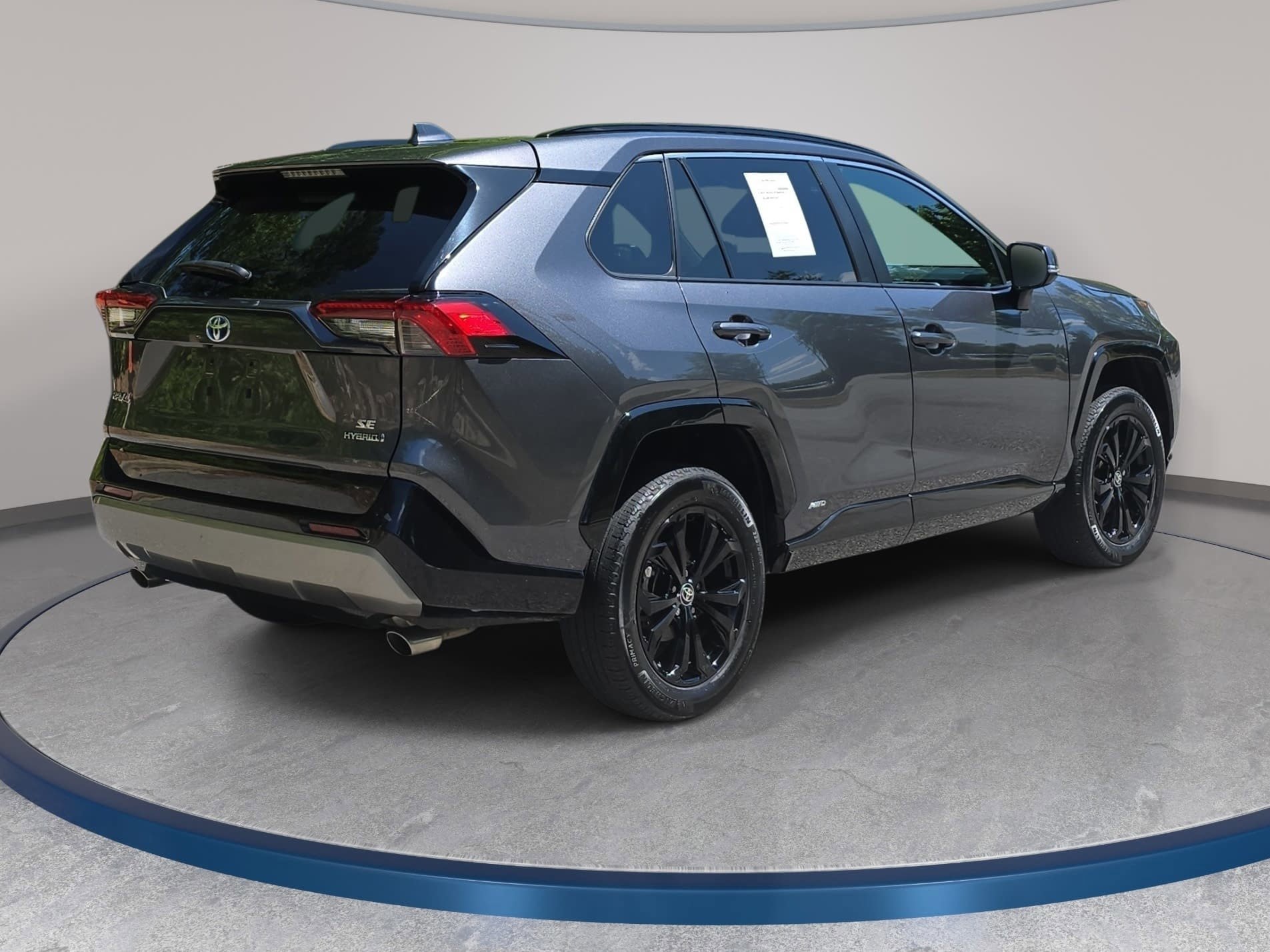 Used 2022 Toyota RAV4 SE w/ SE Grade Weather Package AWD/4WD image 5