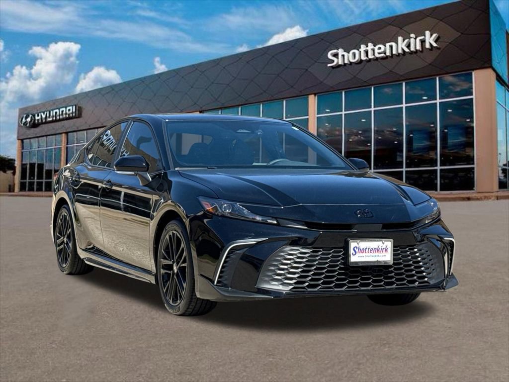 Used 2025 Toyota Camry SE w/ Multimedia Upgrade Package FWD image 3