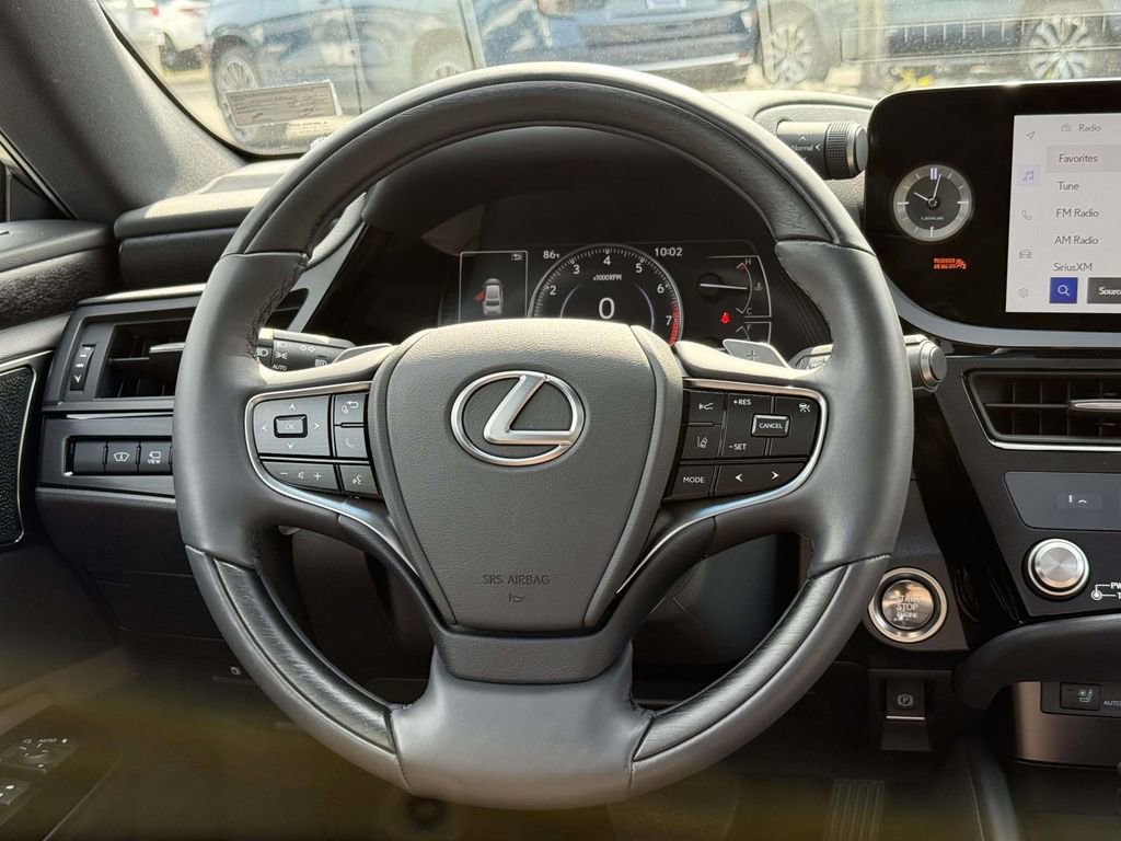 Used 2024 Lexus ES 350 Ultra Luxury FWD image 9