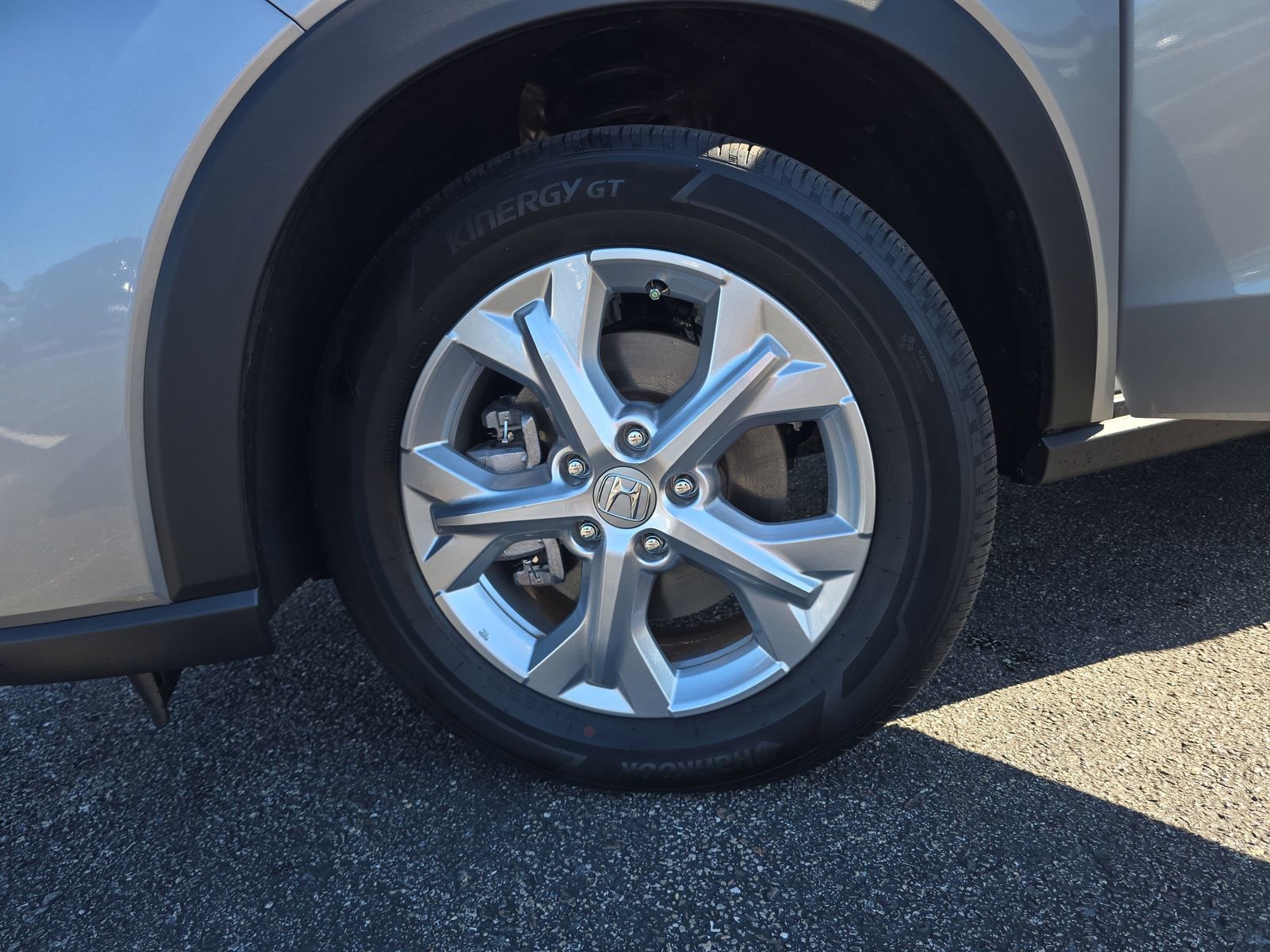 Certified 2025 Honda HR-V LX image 26