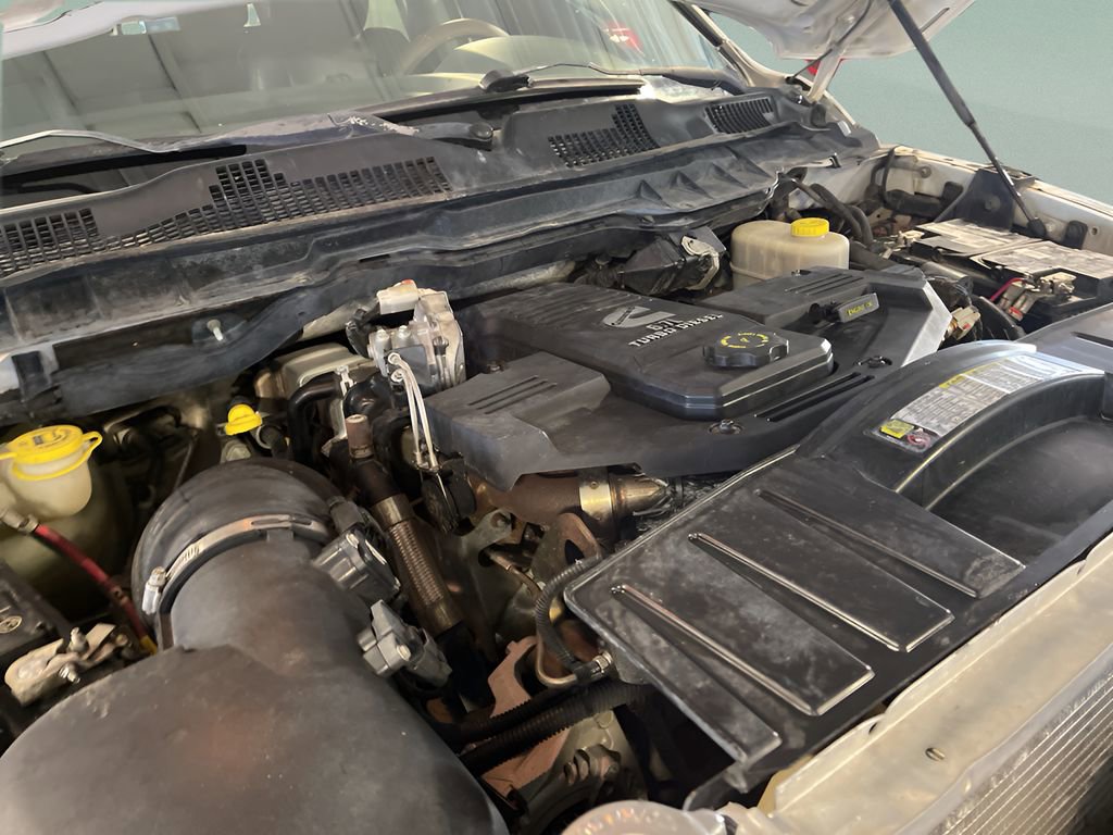 Used 2011 RAM 3500 Laramie w/ Cold Weather Group image 21