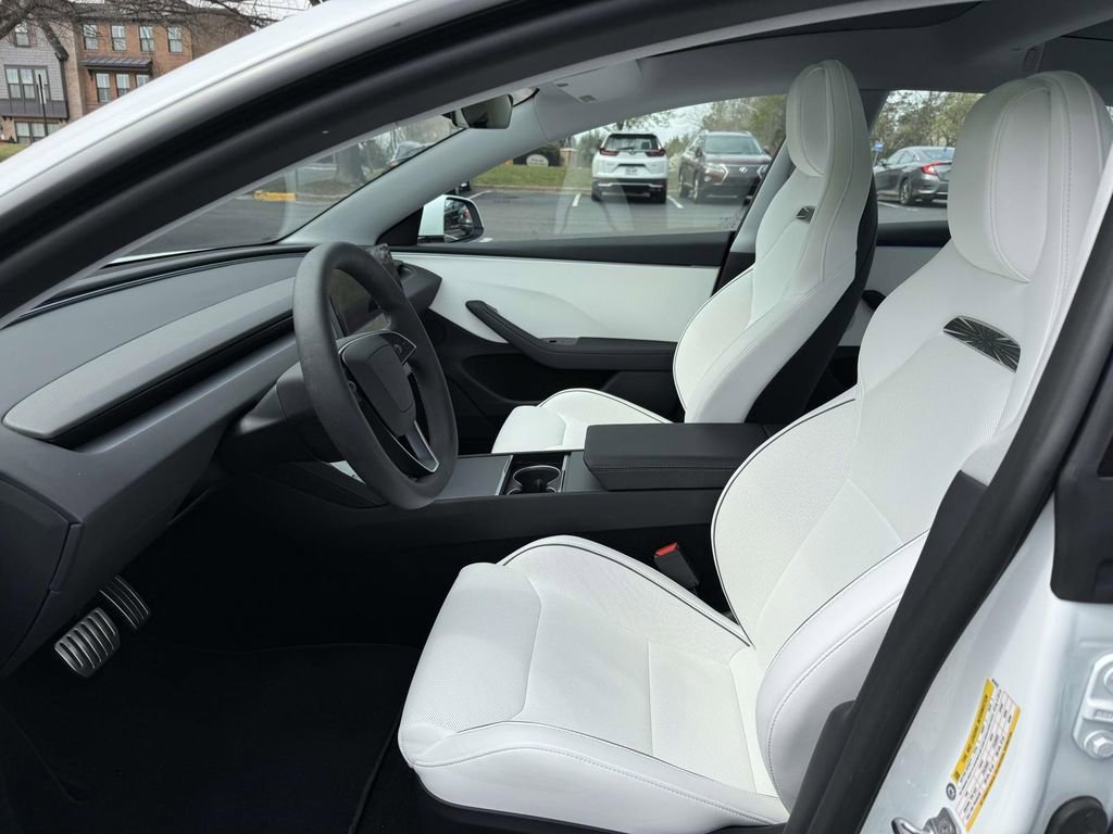 Used 2025 Tesla Model 3 Performance image 13