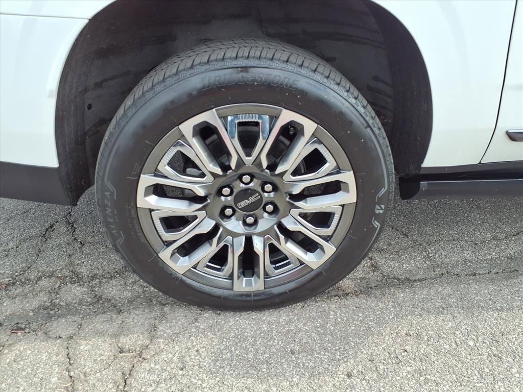 Certified 2024 GMC Yukon XL Denali Ultimate image 45