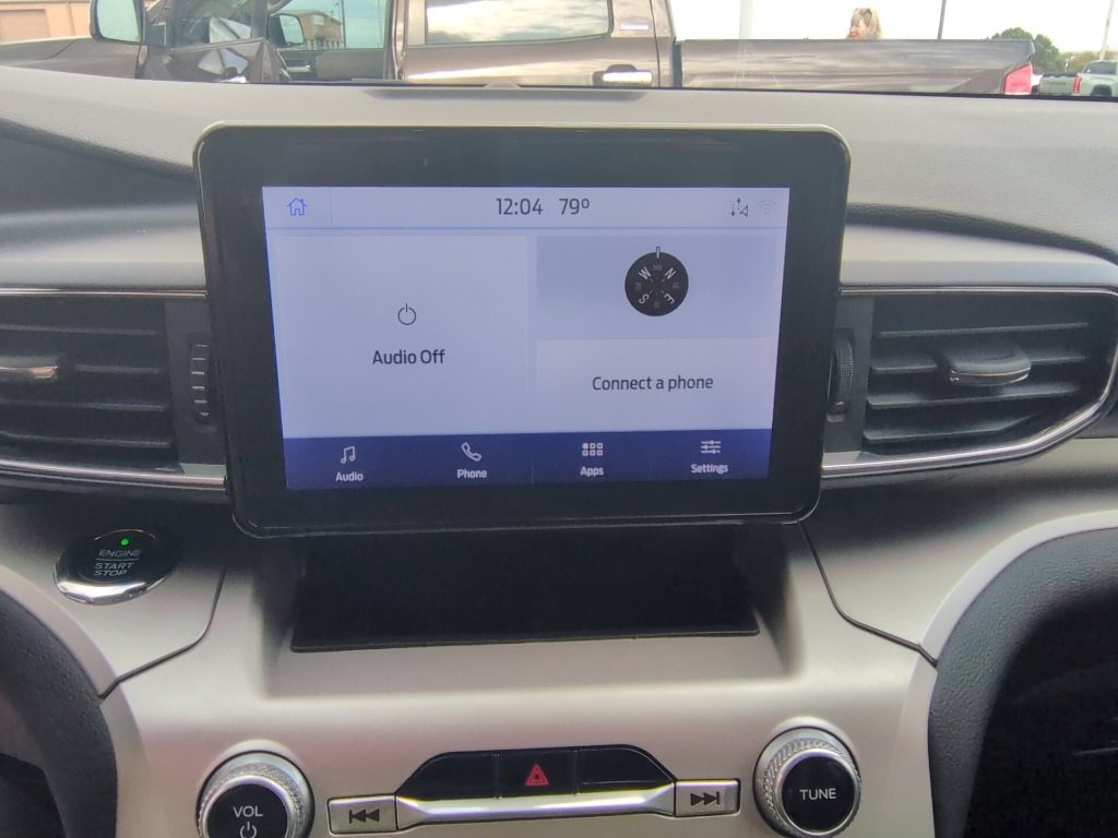 Used 2021 Ford Explorer XLT w/ Equipment Group 202A image 8